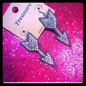 Bling arrow earrings -brand new